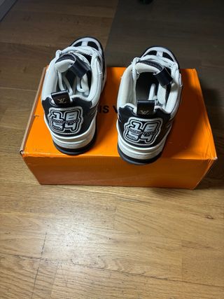 Zapatillas Louis Vuitton Blancas y Negras