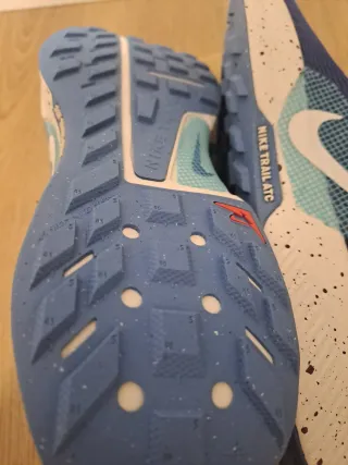 Zapatillas Nike Trail Azul y Blanco