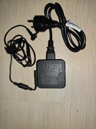 Cargador Portátil MSI