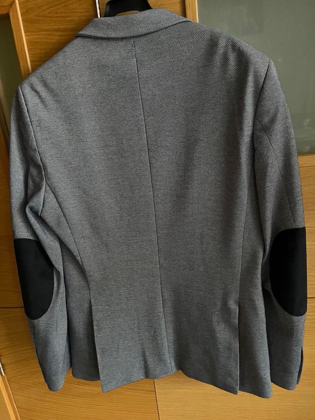 Americana Easy Wear azul grisáceo con coderas