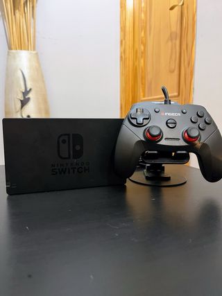 Nintendo Switch + mando pro