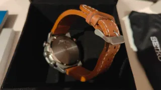 Reloj Seiko  Solar Automático Correa  de cuero.