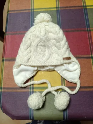 Gorro lana Cocoa Moon forrado con pompones