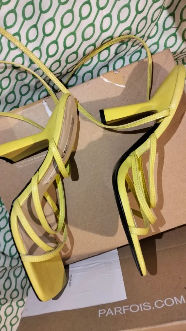 Sandalias Zara Pistacho Talla 37