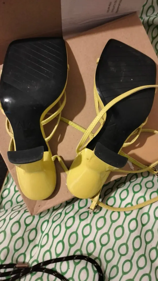 Sandalias Zara Pistacho Talla 37