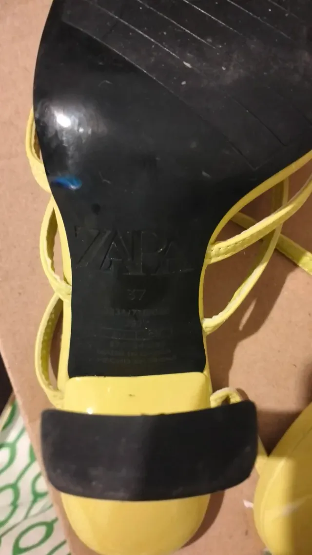 Sandalias Zara Pistacho Talla 37