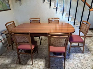 Tavolo da Pranzo Estensibile + 6 Sedie