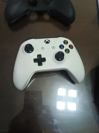 Mando Xbox One Blanco