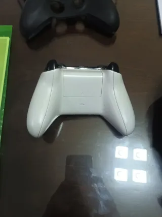 Mando Xbox One Blanco