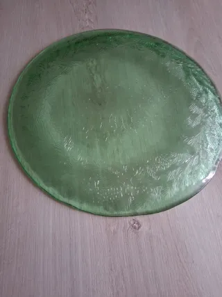 Piatto porta-panettone in vetro verde