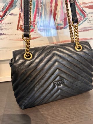 Bolso Pinko Negro Chevron