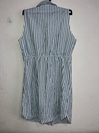 Vestido con estampado a rayas Stradivarius