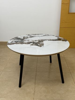 Mesa redonda porcelánico mármol