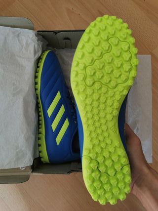 Bambas Fútbol Adidas NUEVAS con CAJA