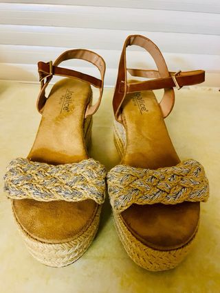 Espardeñas cuña beige, marrón y plata talla 36