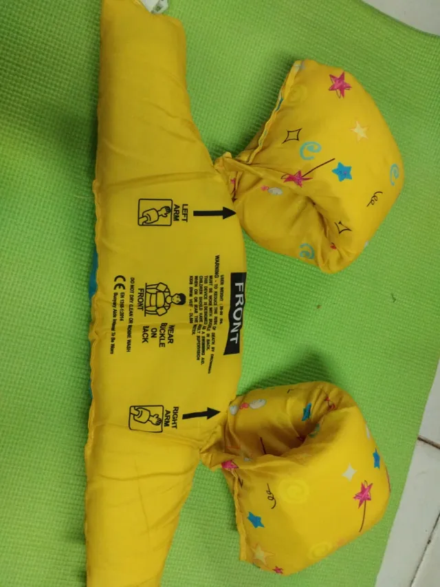 Chaleco flotador infantil amarillo