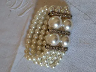 Bracciale perle e strass