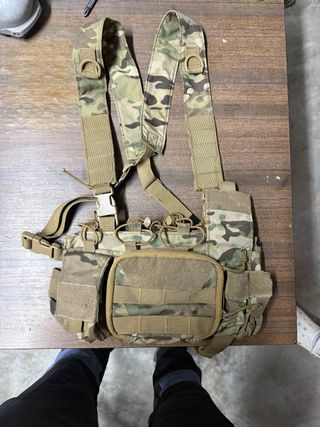 Chaleco táctico Multicam