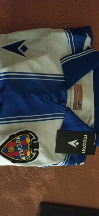 Camiseta Macron Levante UD Talla S