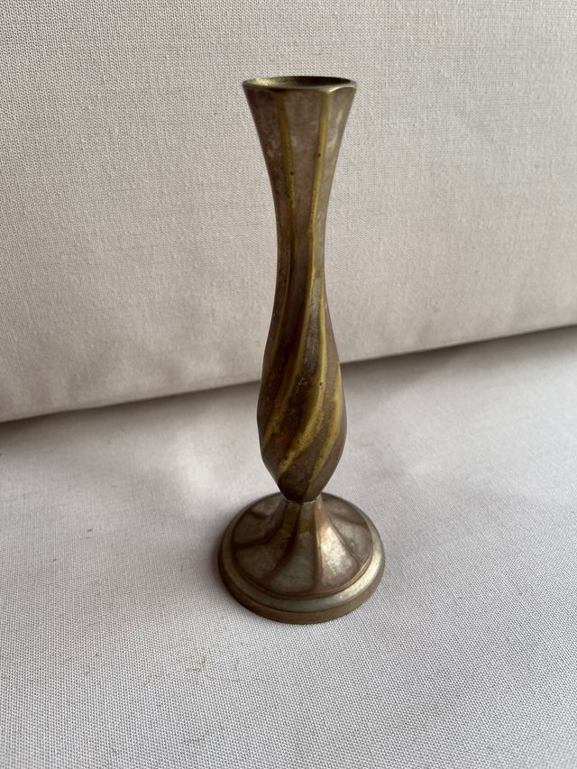 Antico candelabro porta candele in stile Art déco in ottone