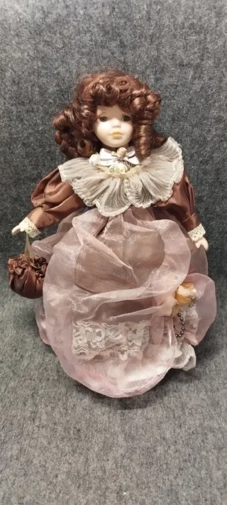 Vecchie bambole in porcellana 20 modelli diversi