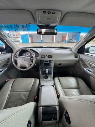 Volvo XC90 2004