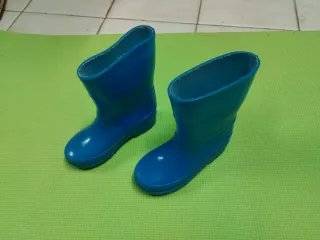 Botas de agua niña talla 27/28