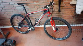 Bicicleta Cube Reaction Carbon 27.5