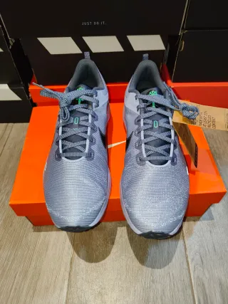 Nike Downshifter 12 Violeta Talla 45 sin estrenar