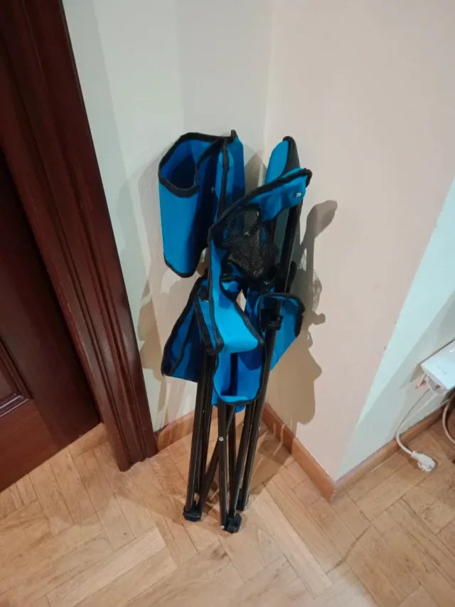 Silla de playa plegable azul