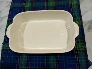 Pirofila ceramica con manici decorata