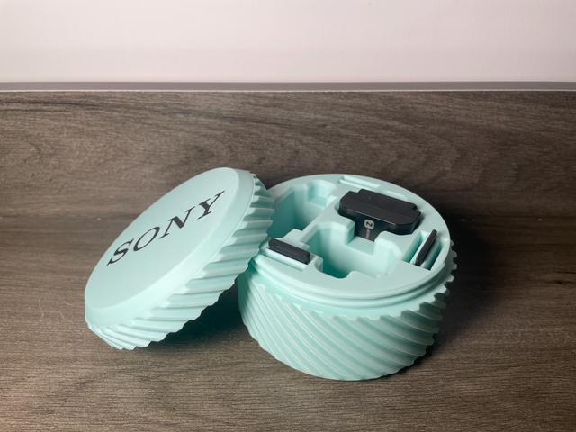 Estuche per batterie e schede per fotocamera SONY