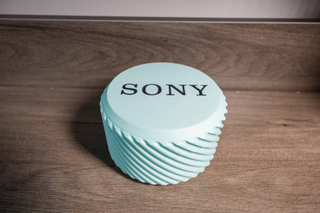 Estuche Baterías y Tarjetas Cámara SONY