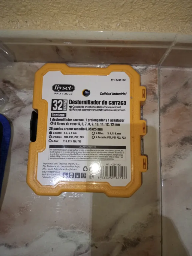 Kit de herramientas manuales y puntas