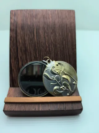 Colgante Modernista, con espejo.