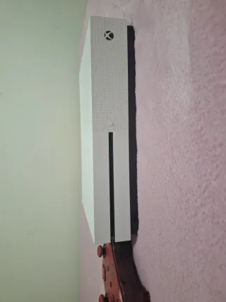 Xbox One S 1Tb Blanca + 7 Juegos