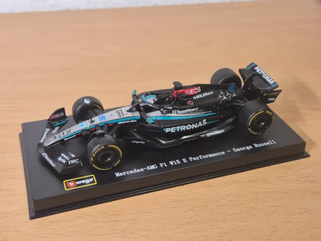 Mercedes-AMG F1 W15 E Performance George Russell