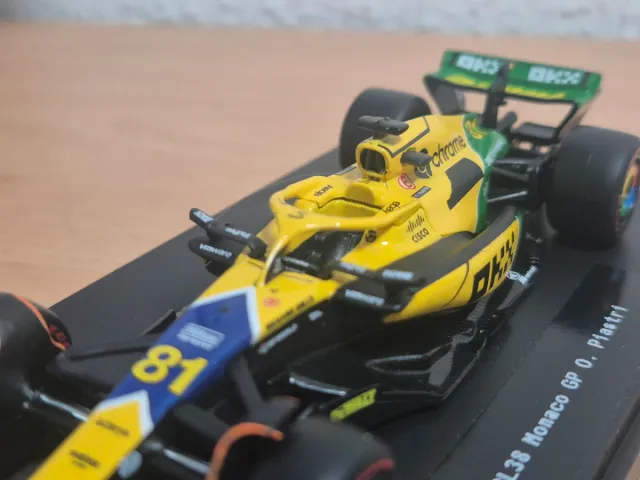 McLaren F1 Escala 1:43