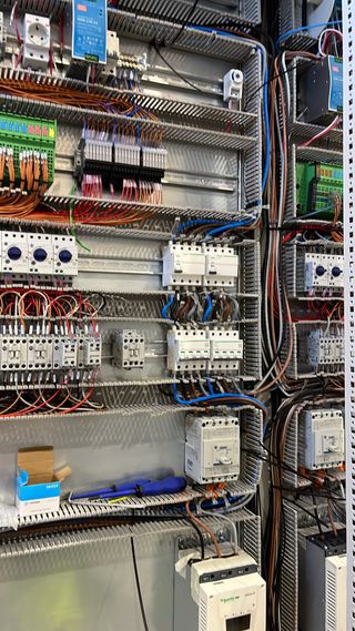 Electricista económico