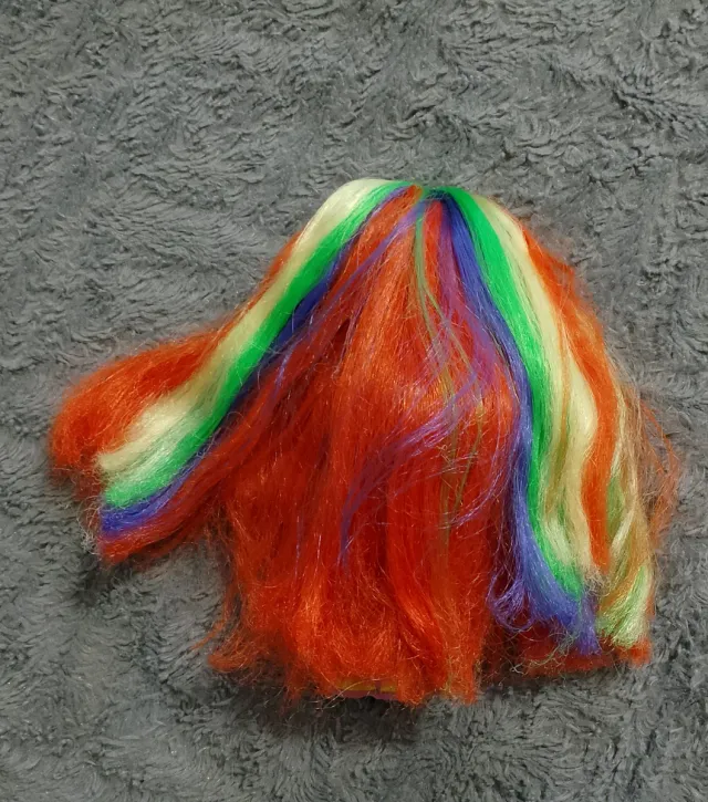 Muñeca Rainbow Brite pelo rojo y verde