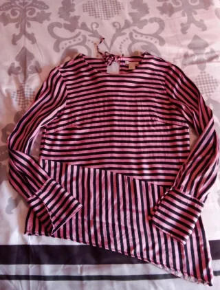 Camisa satinada rayas rosa y negra