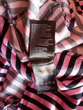 Camisa satinada rayas rosa y negra