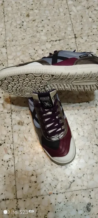 Zapatillas Munich Morado y Plateado