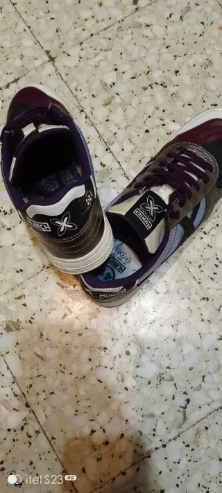 Zapatillas Munich Morado y Plateado