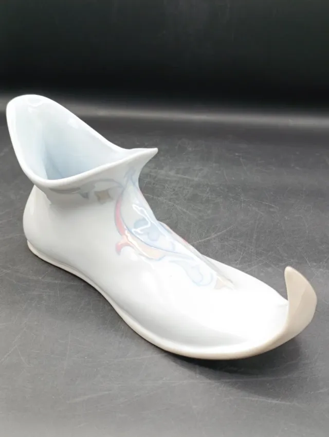 Figura de Bota Oriental Lladro Porcelana