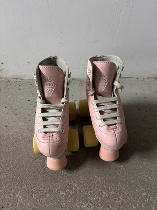 Patines rosas para niña