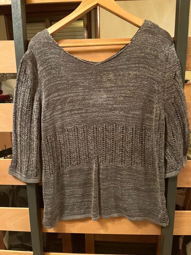 Jersey gris plateado de punto