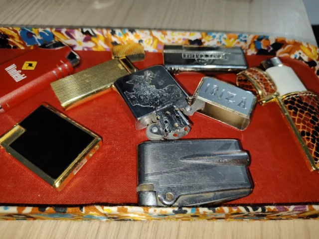 Lote de mecheros variados