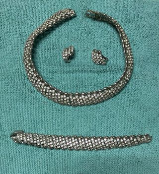 Juego de Gargantilla, Pendientes y Pulsera