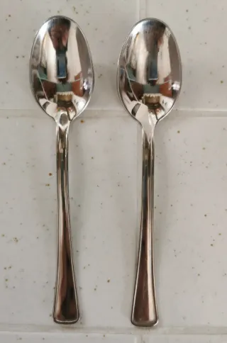 2 cucchiaini vintage in metallo argentato